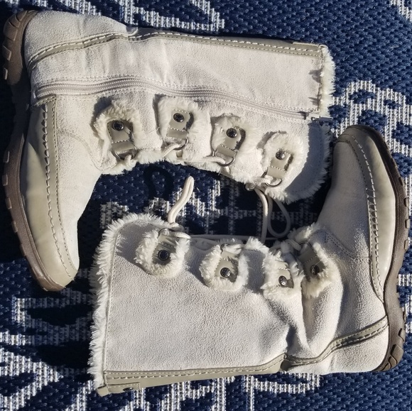 nine west daffodil boots